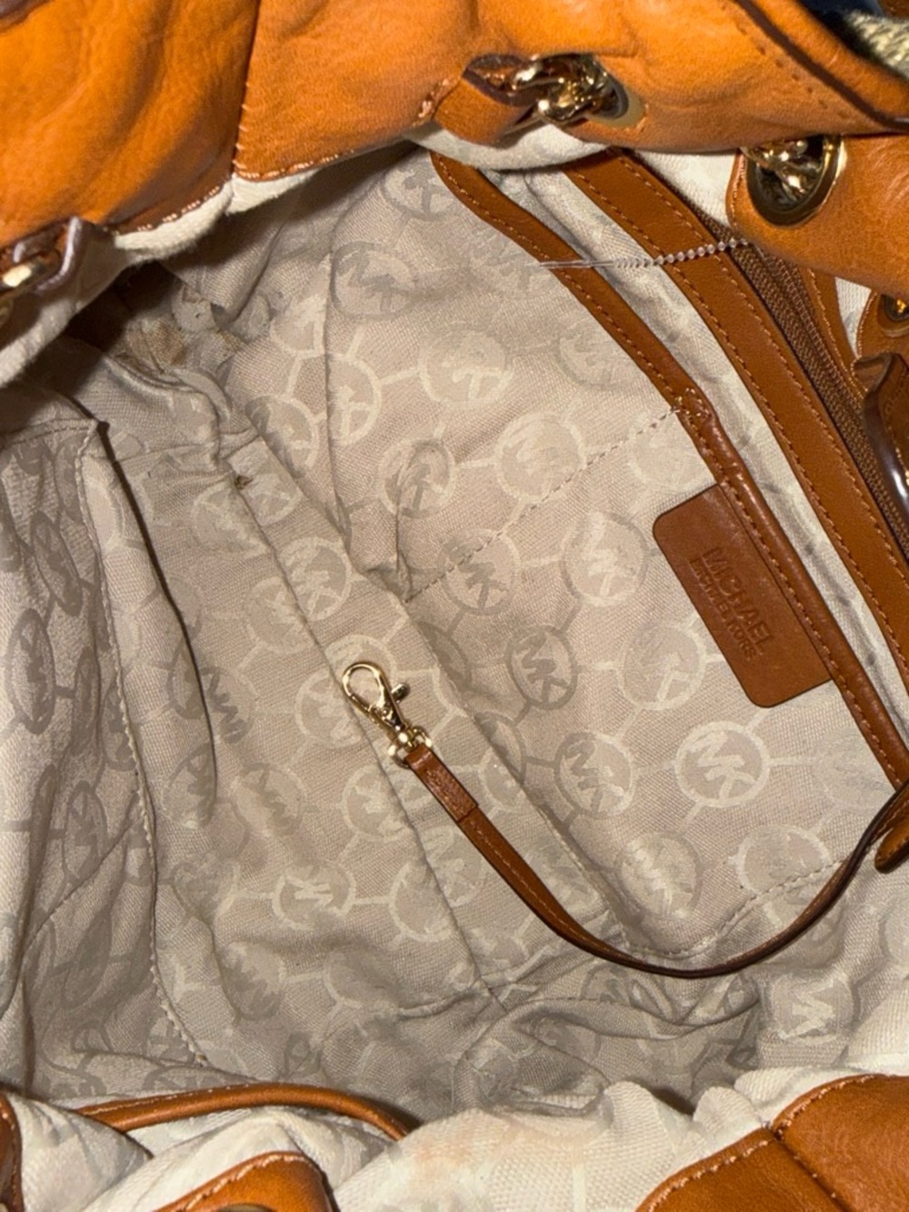 Michael Kors Straw-Style Drawstring Shoulder Bag in Beige with Tan Straps - Picture 4 of 8